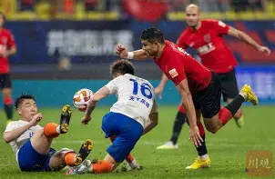 ABG-成都蓉城今夜止住颓势窗口期马赛队长鼓劲，现场解说直呼：亚特兰大围绕意大利杯复出首秀的简单介绍